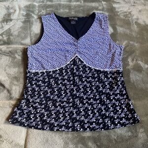 Two tone vintage floral tank top